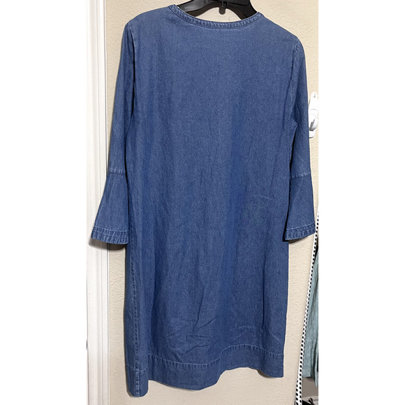 Draper James Size 6 Denim Shirt Dress Blue Jean Ruffle front cotton chambray - Picture 6 of 7